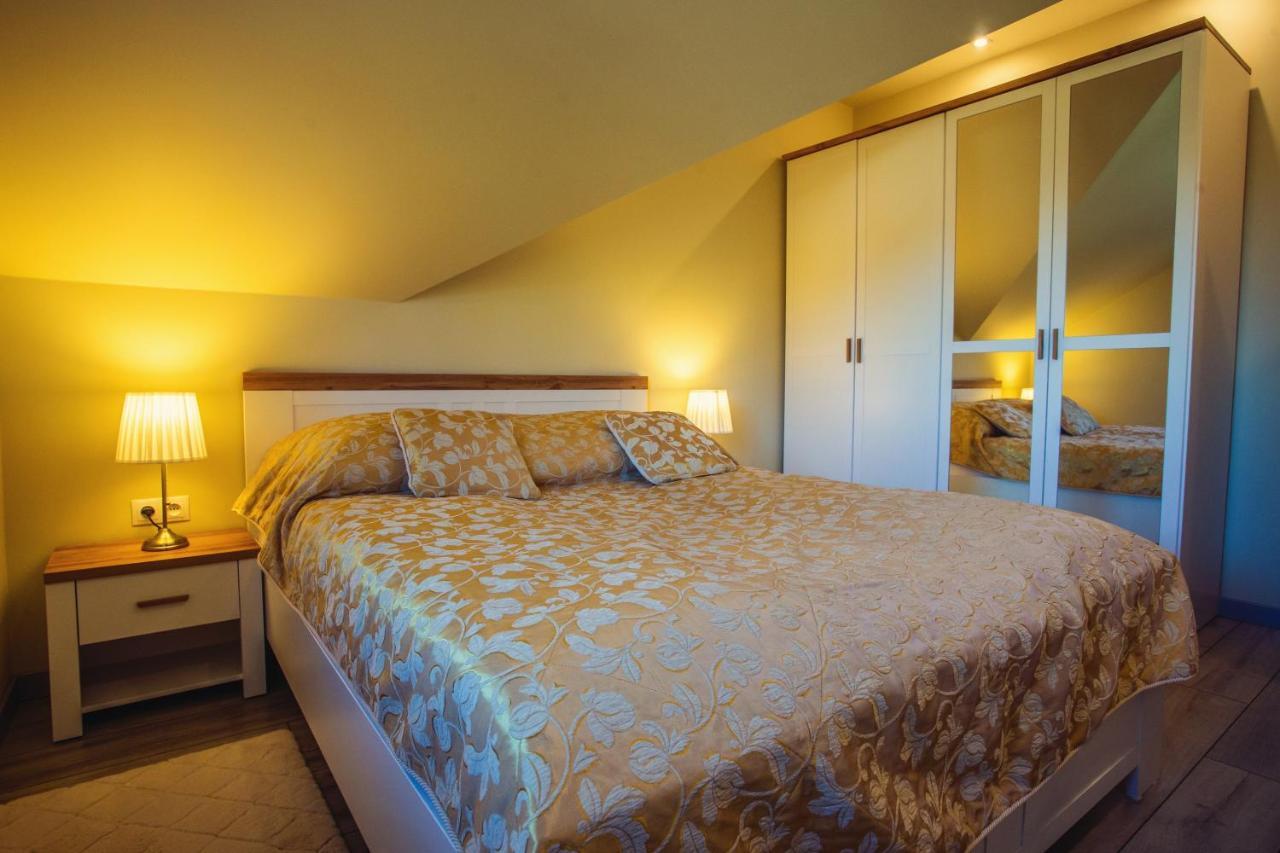 Apartament Sweet อุสทรอน ภายนอก รูปภาพ
